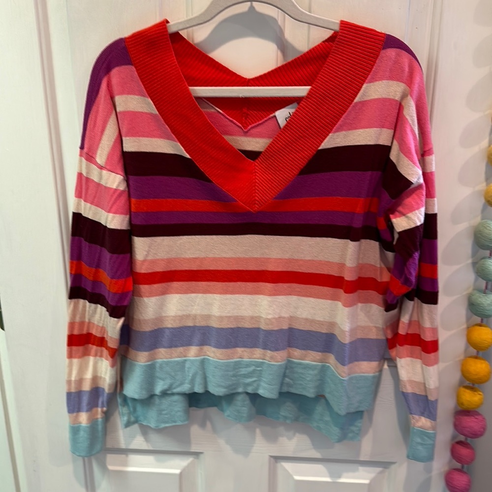 Cabi V-neck sweater